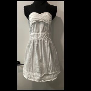 𝅺sleeveless white sundress w/ back zip & pockets M
